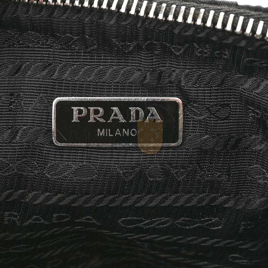 PRADA TESSUTO NYLON GAUFRE SHOULDER BAG BLACK (20*17*6cm)