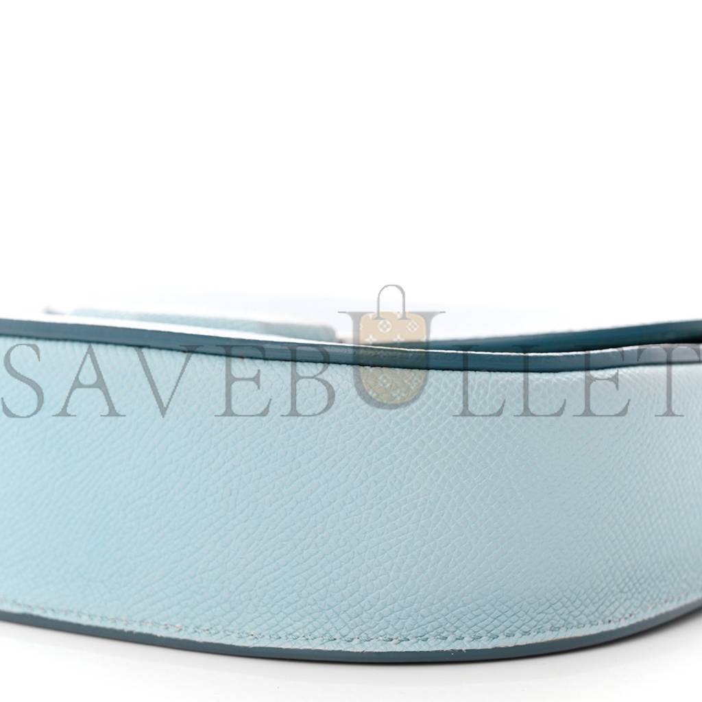 CELINE GRAINED CALFSKIN SMALL TROTTEUR PALE BLUE (18*17*4cm)